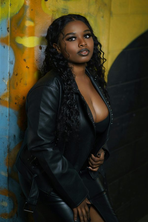 Éveillez vos désirs avec nos tenues érotiques irrésistibles