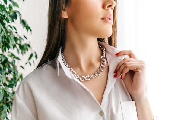 Découvrez les tendances bijoux avec julien d'orcel