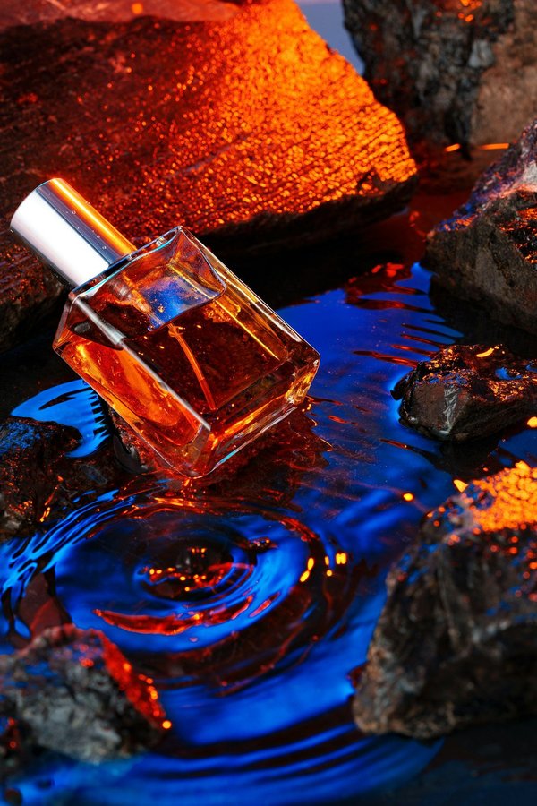 Parfum à décanter : pourquoi opter pour ces mini parfums ?